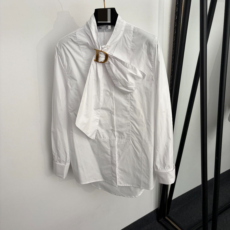 Nanyou high-end foreign trade style, featuring a D-shaped metal buckle and a flowing tie detail, paired with a simple letter embroidery design on a versatile long-sleeved shirt Nanyou high-end foreign trade style, featuring a D-shaped metal buckle and a flowing tie detail, paired with a simple letter embroidery design on a versatile long-sleeved shirt