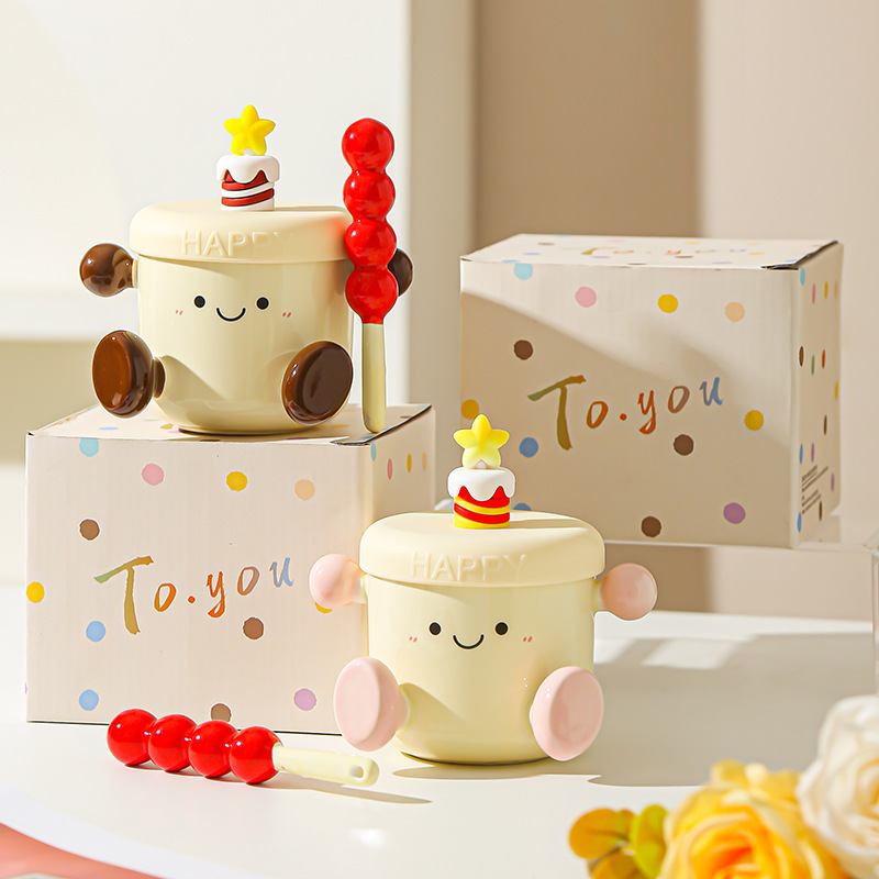 Creativa pintada a mano linda muñeca taza de dibujos animados taza de cerámica taza de café taza de pareja de oficina en casa taza de regalo