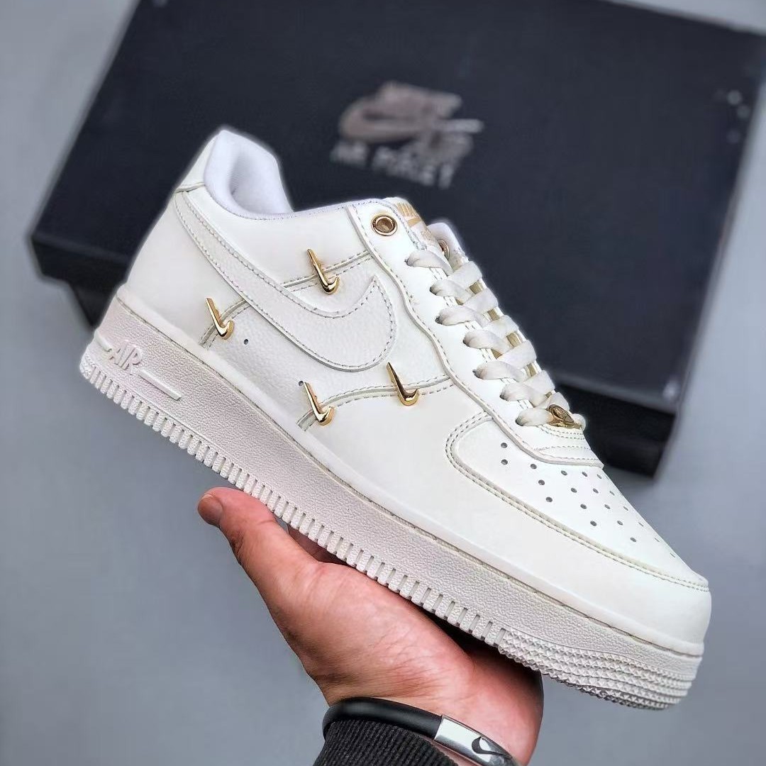 Zapatos de comercio exterior transfronterizo Putian AF1 Fuerza Aérea No. 1 blanco puro negro puro zapatos de patina baja para hombres y mujeres zapatos deportivos casuales