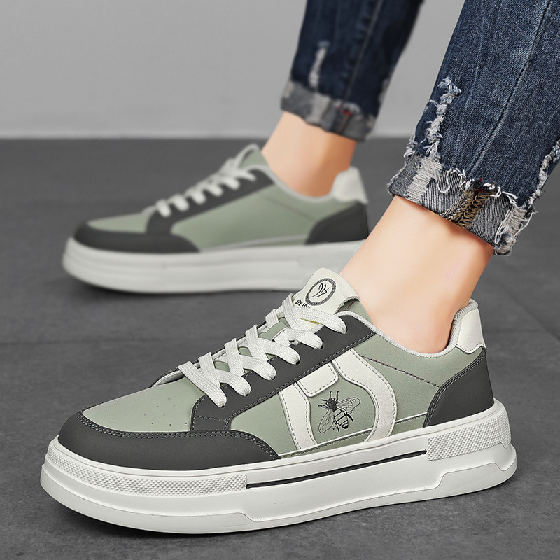 Estación europea nuevo verano transpirable estilo deportivo tendencia personalidad zapatos de patinaje de altura universal bajo casual ultra ligero zapatos de hombre