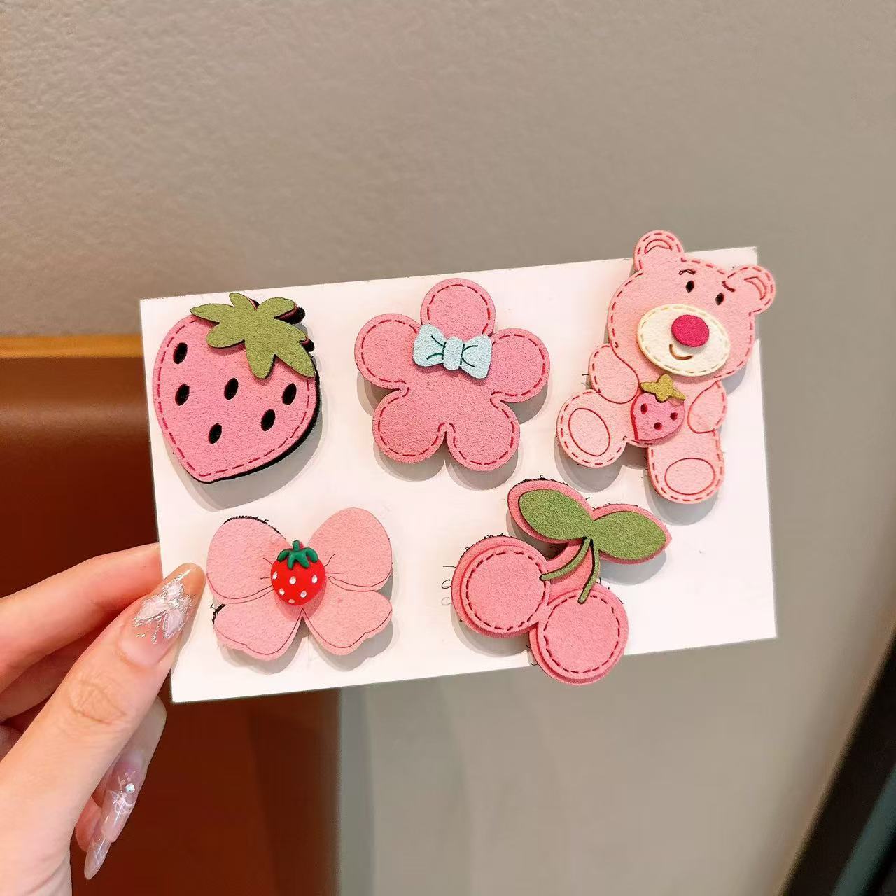 Los niños publican adorables pegatinas de velcro para bebés que no lastiman el cabello roto, artefactos de cabello mágicos para niñas con poco cabello pegatinas de frangeo