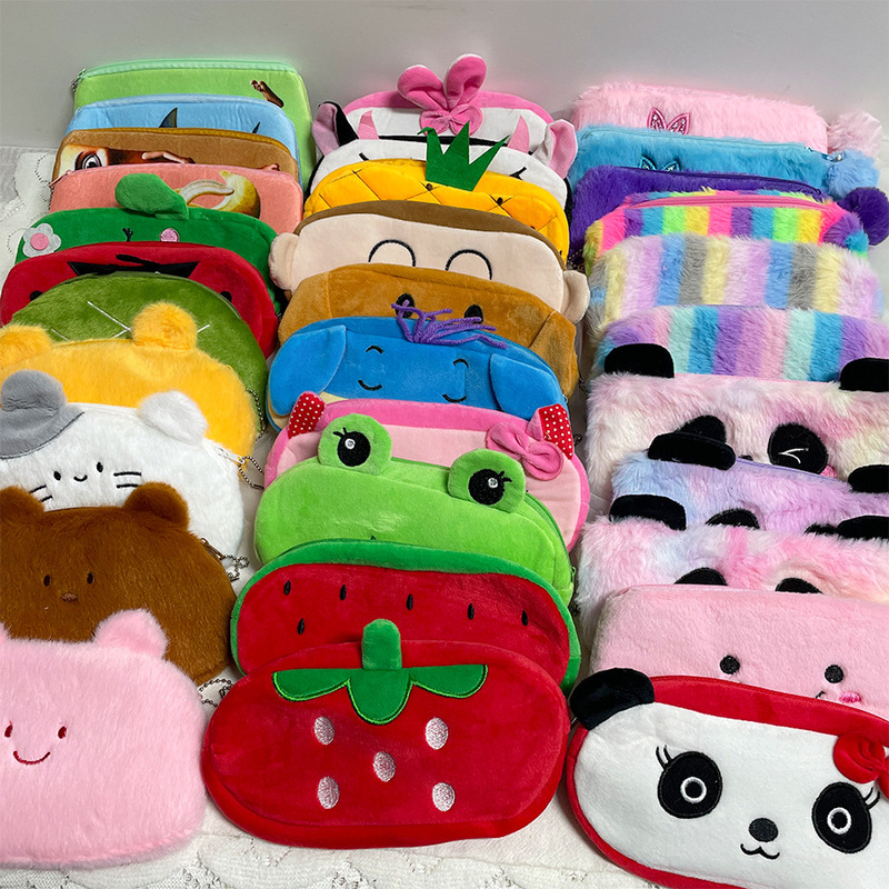 Cute Little Animal Plush Pencil Case, Large-Capacity Storage Bag for Student Learning Supplies, Small Gift for the Start of School Season