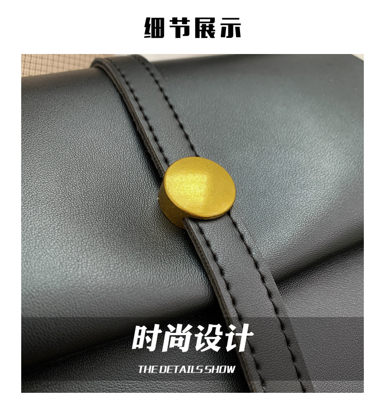 Korean Fashion Simple Messenger Bag display picture 20