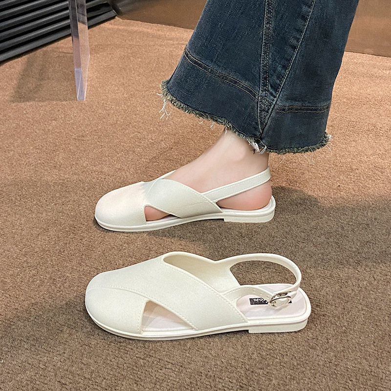 包頭サンダル女性夏外は新型ファッションを着ています。|undefined