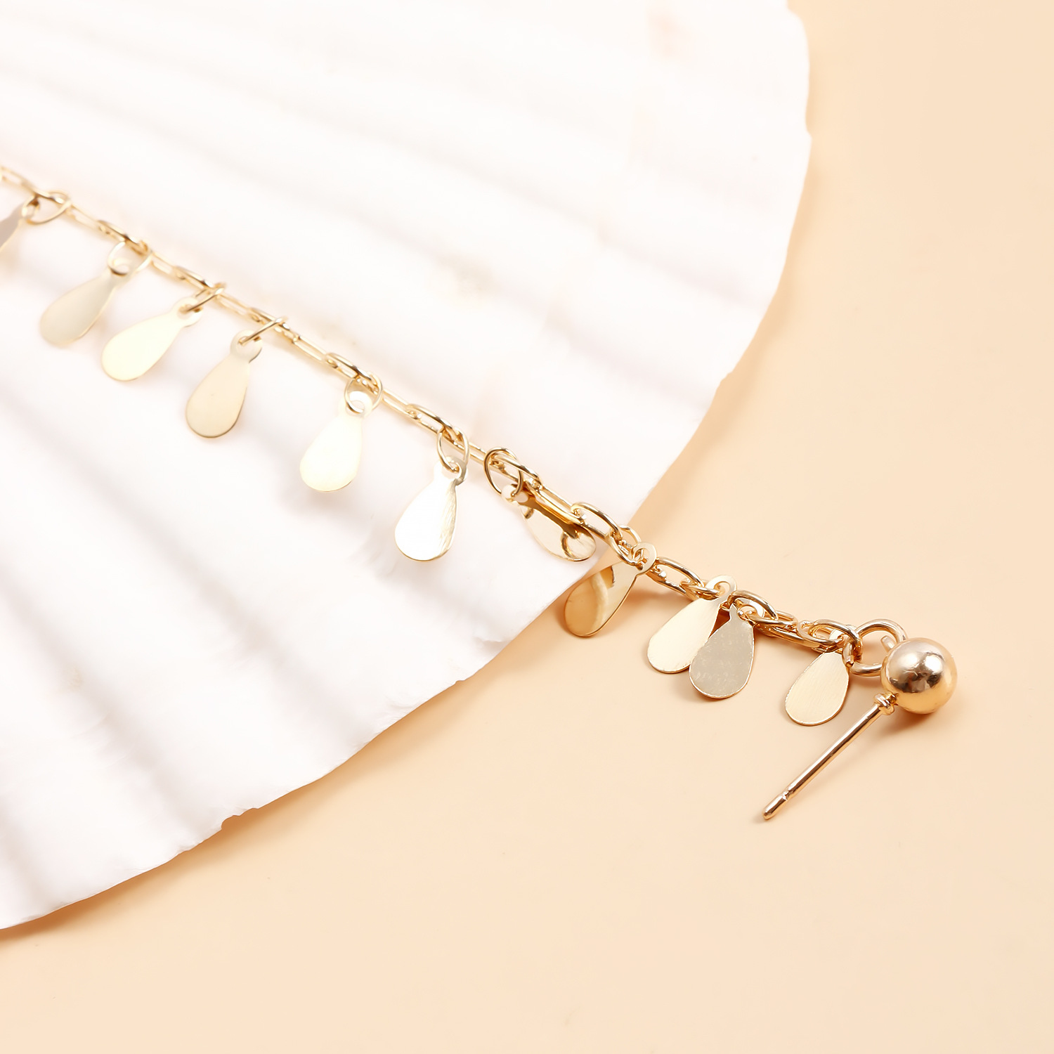Ethnic Style Water Drop Tassel Nose Chain Earring Non-piercing_voghion.com