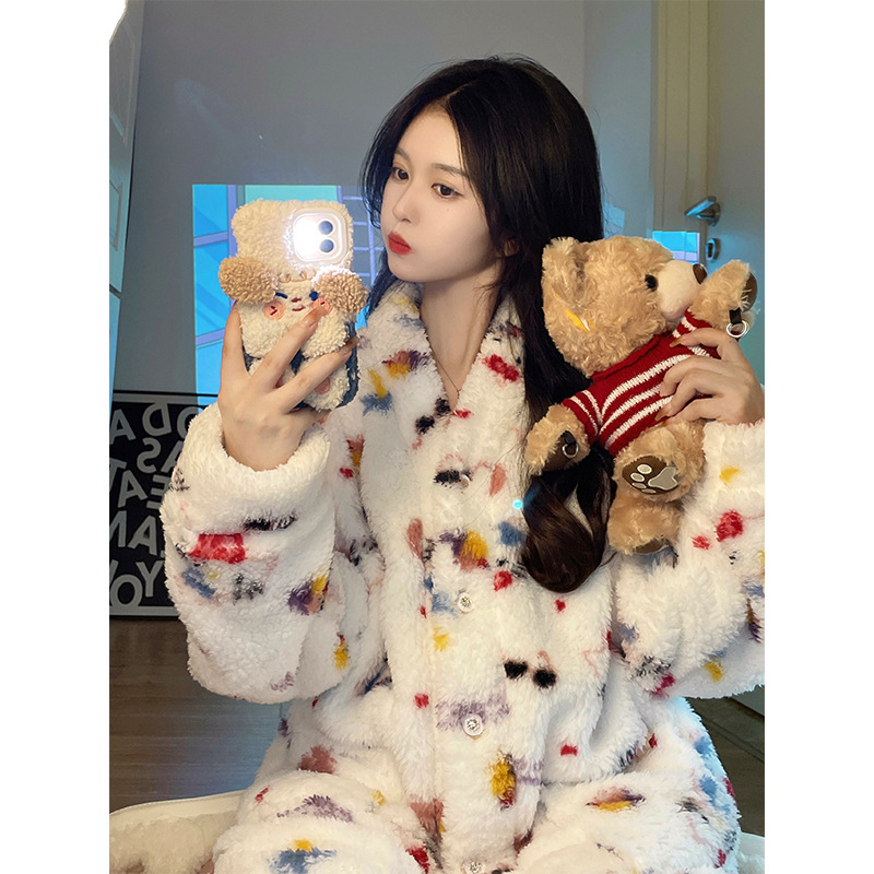 INS JAPANESE-KOREAN STYLE PAJAMAS 여성의 가을 및 겨울 새로운 기모노 카디건 세트 산호 양털 두꺼운 따뜻한 부드러운 소녀 홈 옷