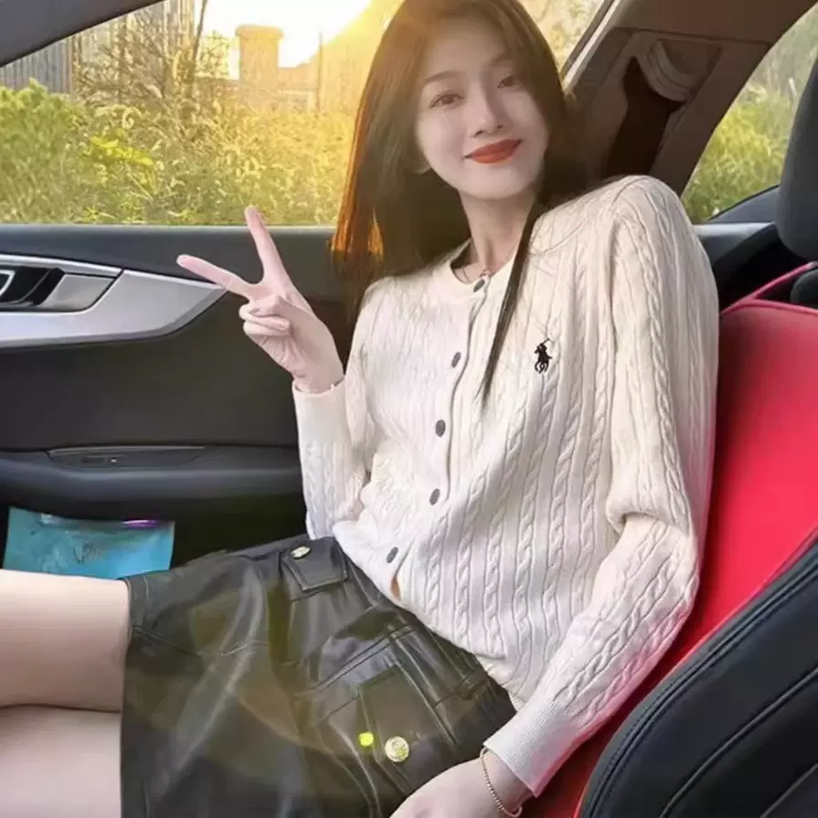 小马标刺绣圆领针织衫外套女 秋冬新款麻花编织毛衣灰色开衫上衣