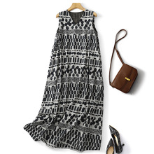 夏新品棉麻几何水墨双面印花垂坠丝滑V领无袖连衣裙