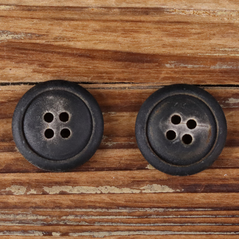 Aesthetic Sophistication: Natural Horn Ash-Fired Craft Buttons, Creative and Versatile, Simple Design for Pants, Sweaters, and Cardigans Aesthetic Sophistication: Natural Horn Ash-Fired Craft Buttons, Creative and Versatile, Simple Design for Pants, Sweaters, and Cardigans
