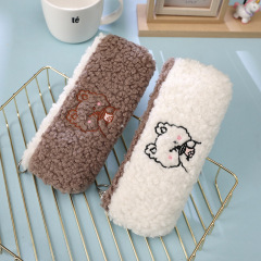 Ins Girl Heart Plush Pen Case Korean Version Internet Famous Girl Junior High Student Simple Lamb Fur Stationery Box Storage Bag