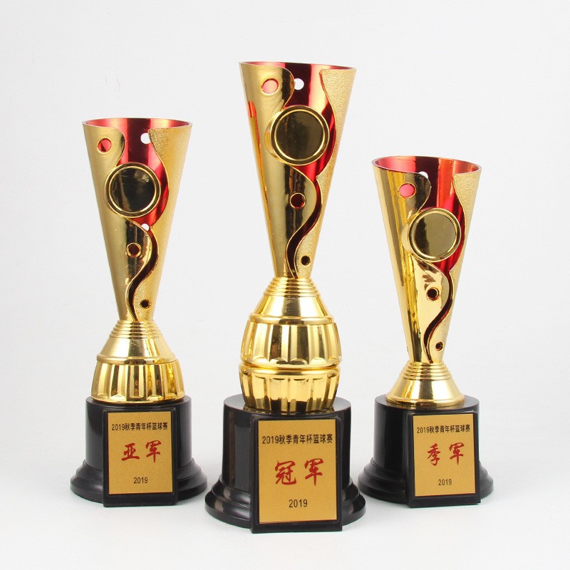 Trofeo de plástico nuevo deporte de alto nivel fútbol baloncesto bádminton tenis de mesa billar trofeo campeón de equipos