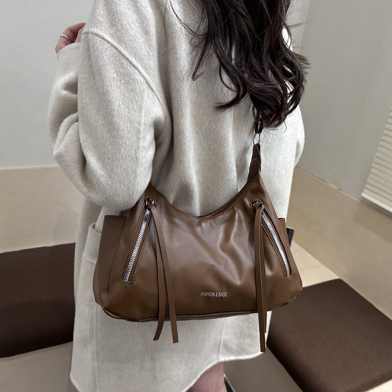 2025 Winter New Niche High-Value Women's Bag Simple Fashion Handbag Trendy Shoulder Crossbody Bag 2025 Winter New Niche High-Value Women's Bag Simple Fashion Handbag Trendy Shoulder Crossbody Bag