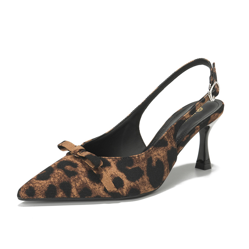 Nuevas sandalias vacías de verano con cabeza de bolsillo para mujeres temperamento de arco universal punta delgada sandalias de talón alto para mujeres