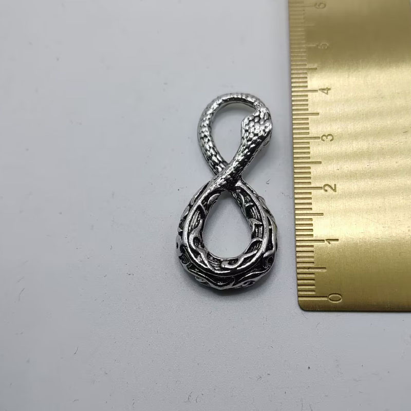Promotional Cross-Border Supply Hip-Hop Snake Twisted Retro Pendant Jewelry Factory Direct Sales