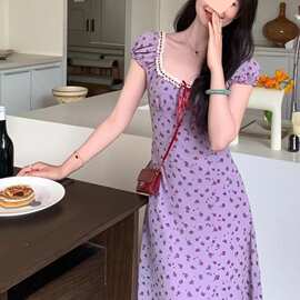 大码温柔风高级感连衣裙女装夏季梨形身材碎花裙胖MM遮肚显瘦裙子