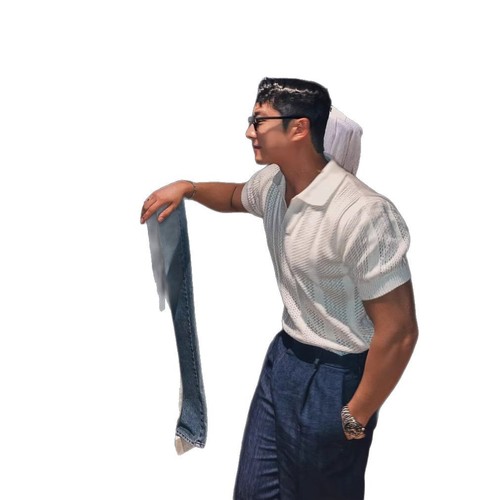 Korean-style hollowed-out mesh-textured V-neck fitness POLO shirt with short sleeves—light, mature-style knit, ultra-thin design that highlights a man's toned physique.