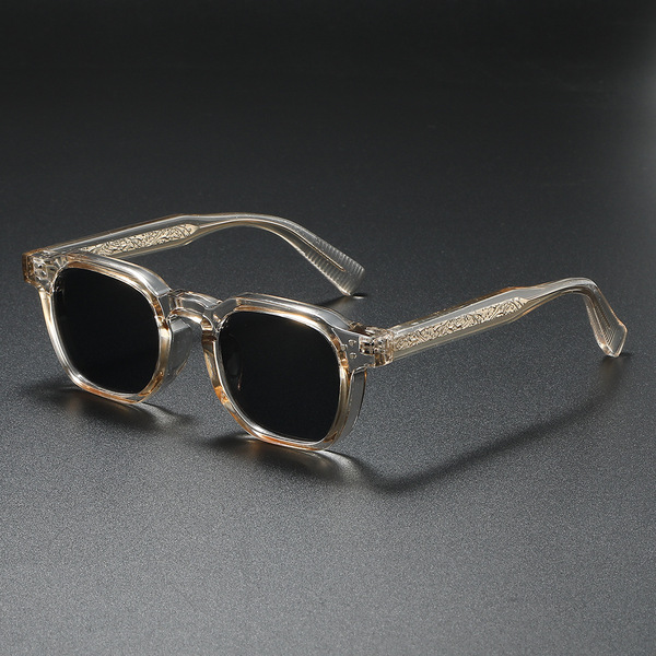 Trend fashionable sunglasses