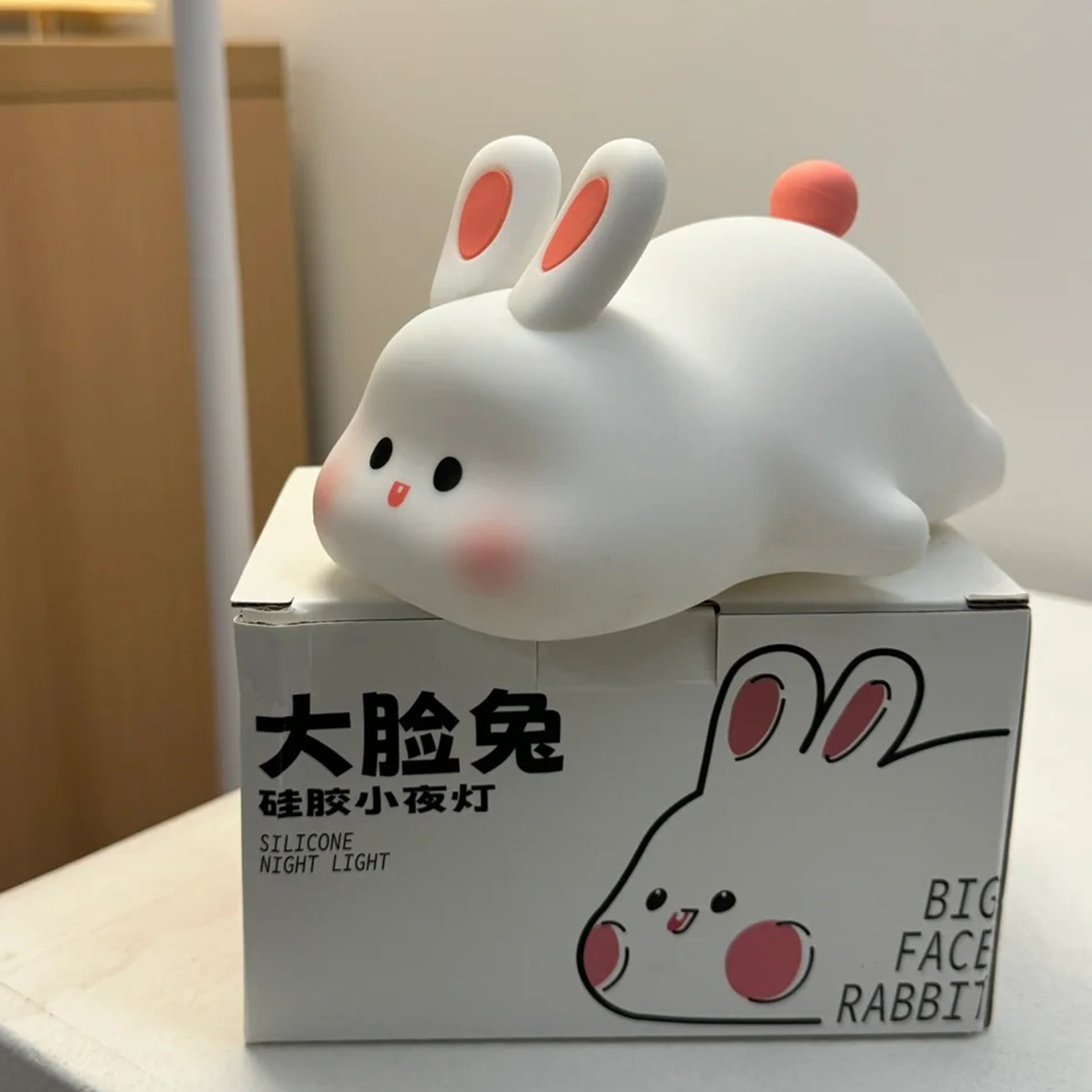 Lámpara Nocturna de Silicona con Diseño de Nube, Popular en el Extranjero, Recargable, Lámpara de Mesa Creativa, Luz de Ambiente Y