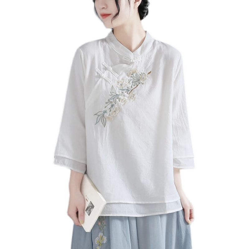 2024 Frühjahr/Sommer im chinesischen Stil, gefälschte zweiteilige Damen-Hemden aus Baumwolle und Hanf, Damen-Retro-Pan-Knopf, 7/4-Ärmel, besticktes Oberteil für Damen_voghion.com
