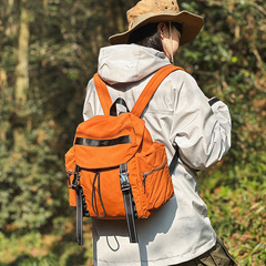 アウトドア登山バッグシンプルで軽量で高颜値旅行ランドセル超軽量男女スポーツ徒歩旅行バックパック