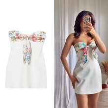 �W���LŮ�bĨ�������B��ȹ�r��ӡ����ɫ�Ը��¿�羳�����B��ȹ