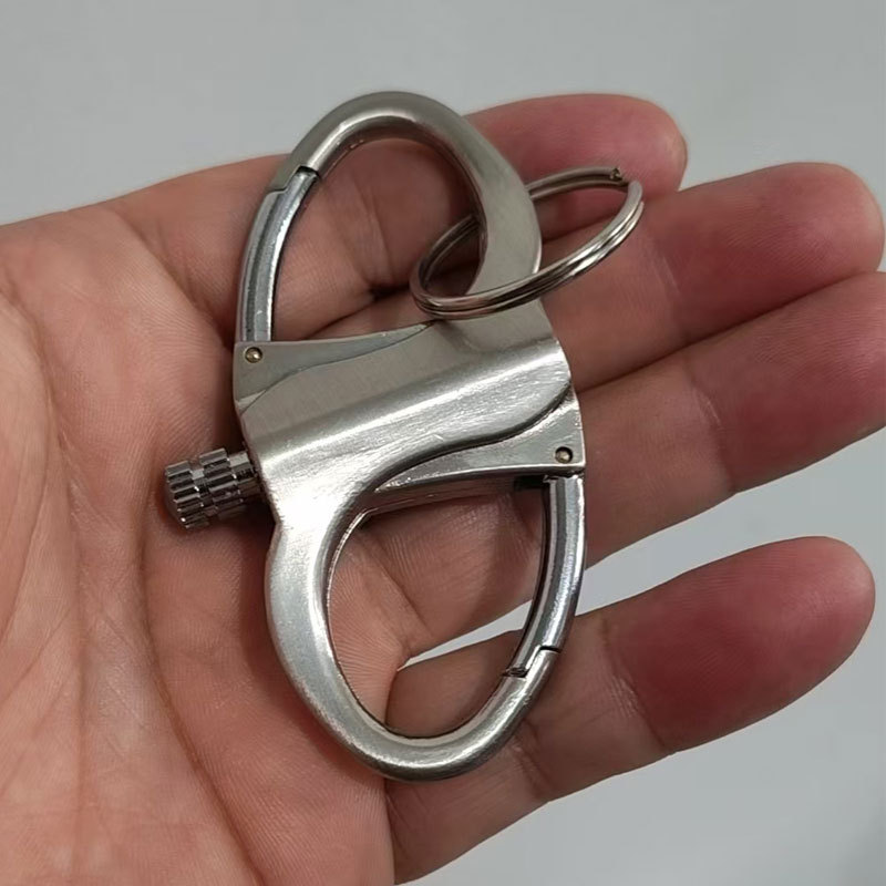 Baicheng BCK2-666 millones de fósforos encendedor de queroseno con llavero multifuncional al por mayor portátil impermeable al aire libre