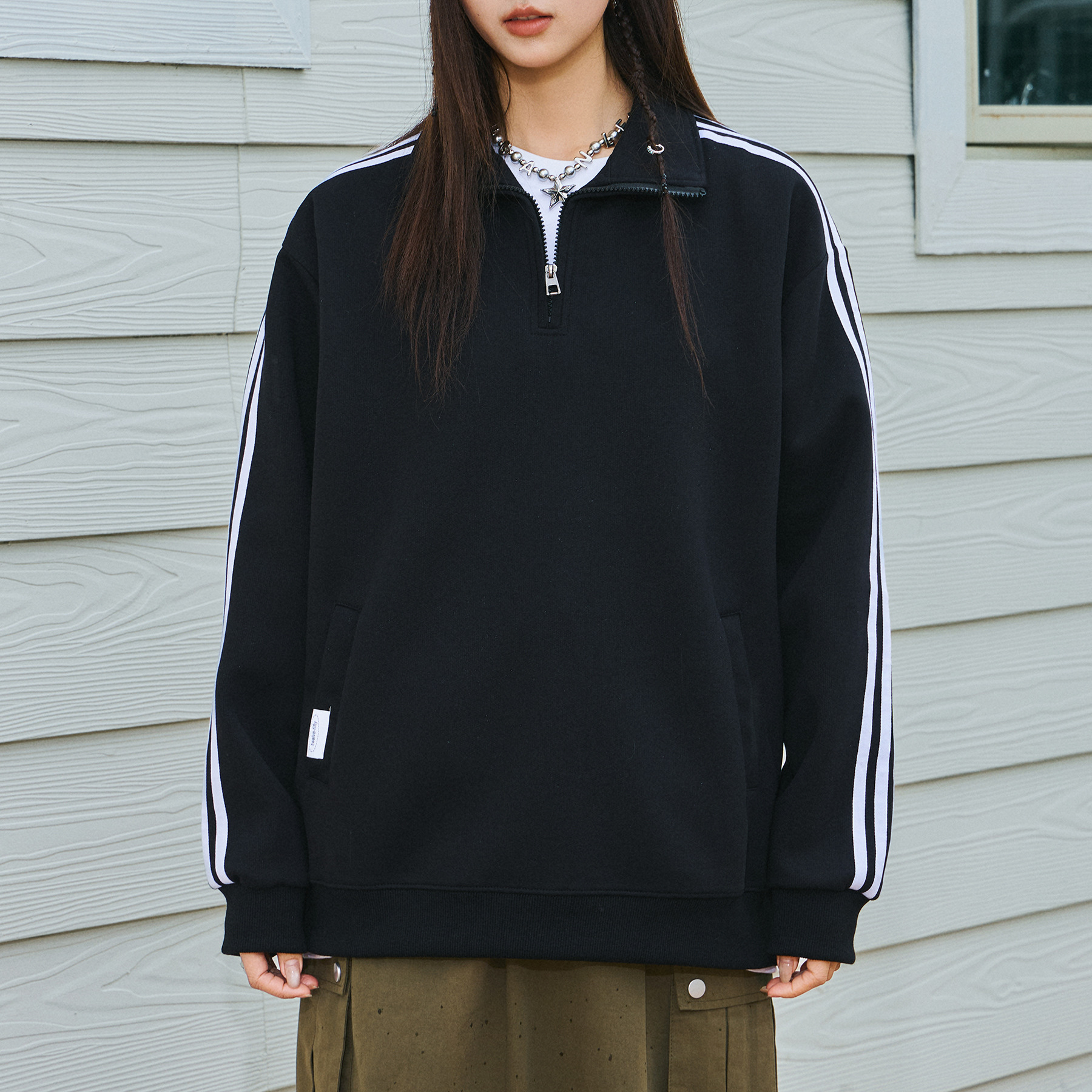 검은색