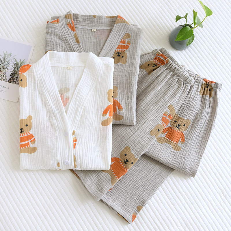 Spring and summer new couples cotton crepe short sleeve shorts pants can be worn outside the home clothing three-piece one manufacturer Spring and summer new couples cotton crepe short sleeve shorts pants can be worn outside the home clothing three-piece one manufacturer