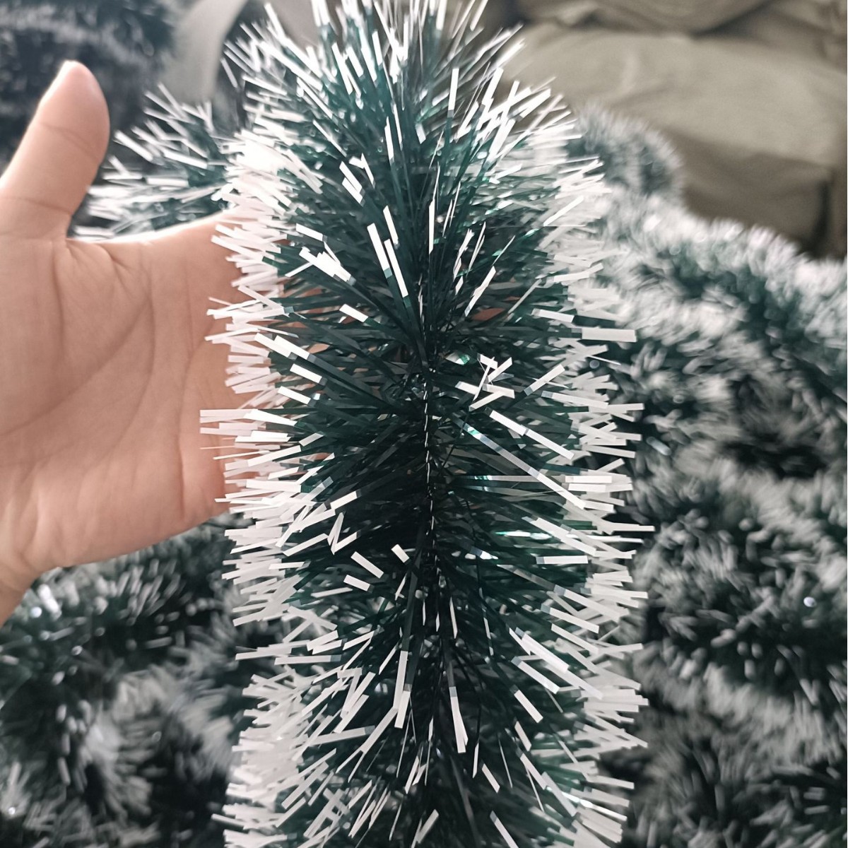 Explosiones de decoraciones navideñas de color verde oscuro crema punta tira de flores bordes blancos 9 cm bordes verdes diseño de fiesta de lana image 9