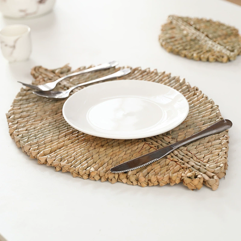 Производители напрямую поставляются с теплоизоляцией в форме листа простой столовой коврик для домашнего обихода