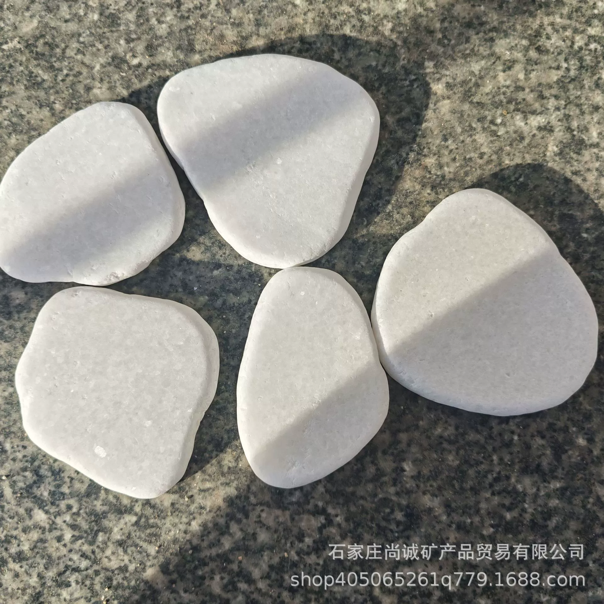 Белый Живопись Камень Окрашенный галька Белый Окрашенный Камень Живопись Камень Белая галька