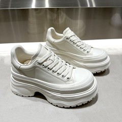 小个子增高8cm麦昆小白鞋厚底轻便老爹鞋2025新秋冬真皮休闲女鞋