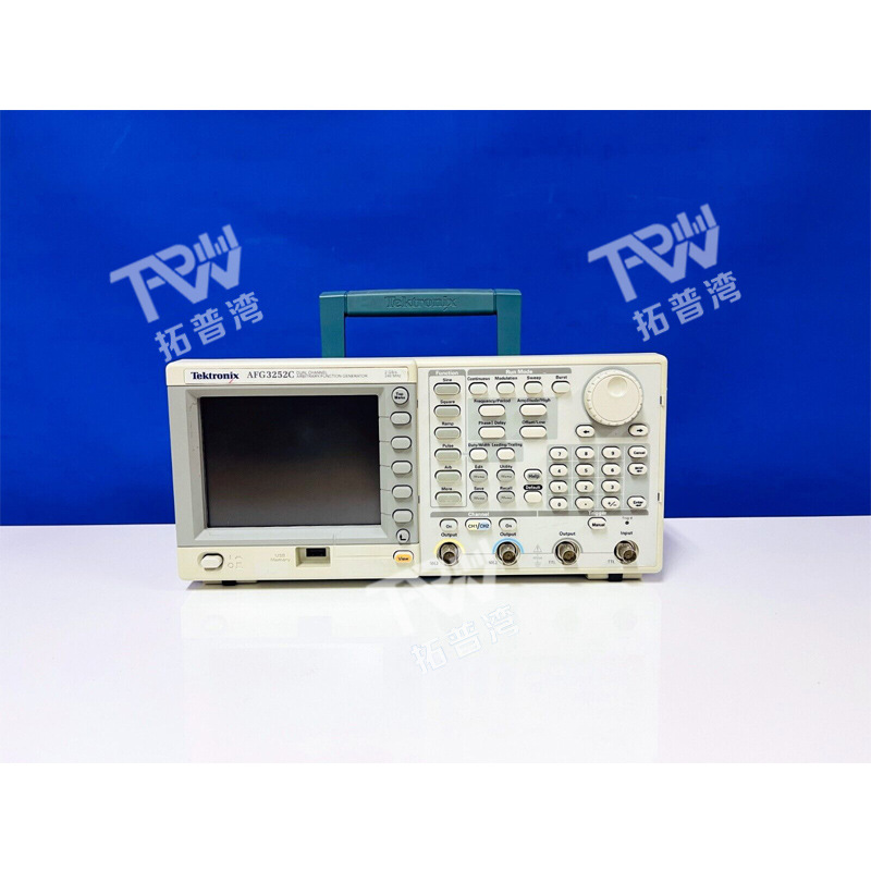 TEKTRONIX 泰克 240 MHz 2 通道 1 GS/s AFG3152C 函数信号发生器