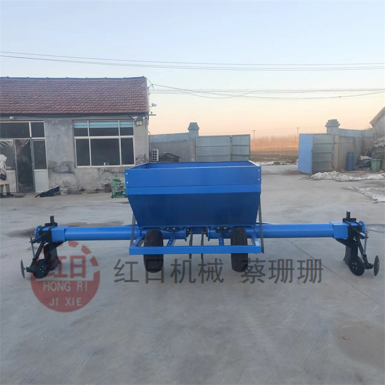 厂家供应园林施肥机  拖拉机后悬挂施肥机械 果园有机肥追肥机