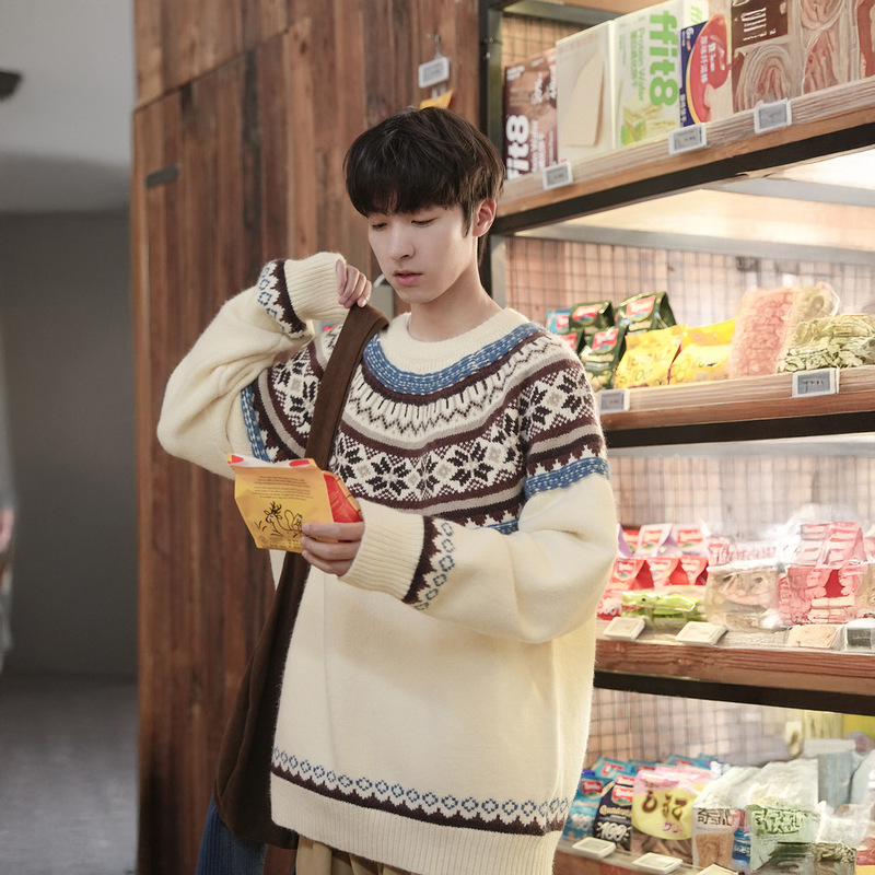 Christmas Fair Isle Sweater Men's Winter 2025 New Thickened Sweater Retro Jacquard Round Neck Sweater