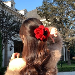 浪漫定义 冬日花朵抓夹女温柔半扎发发夹高级感盘发鲨鱼夹子头饰