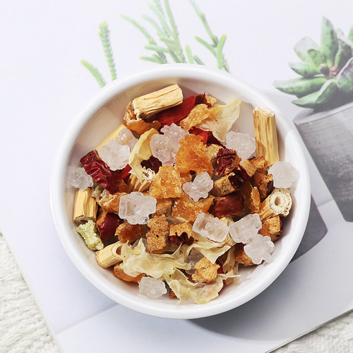 Xiaodiao pear soup, snow pear, dried red dates, longan, lily, herbal tea bag, old Beijing autumn and winter no-cook Xiaodiao pear soup 110G