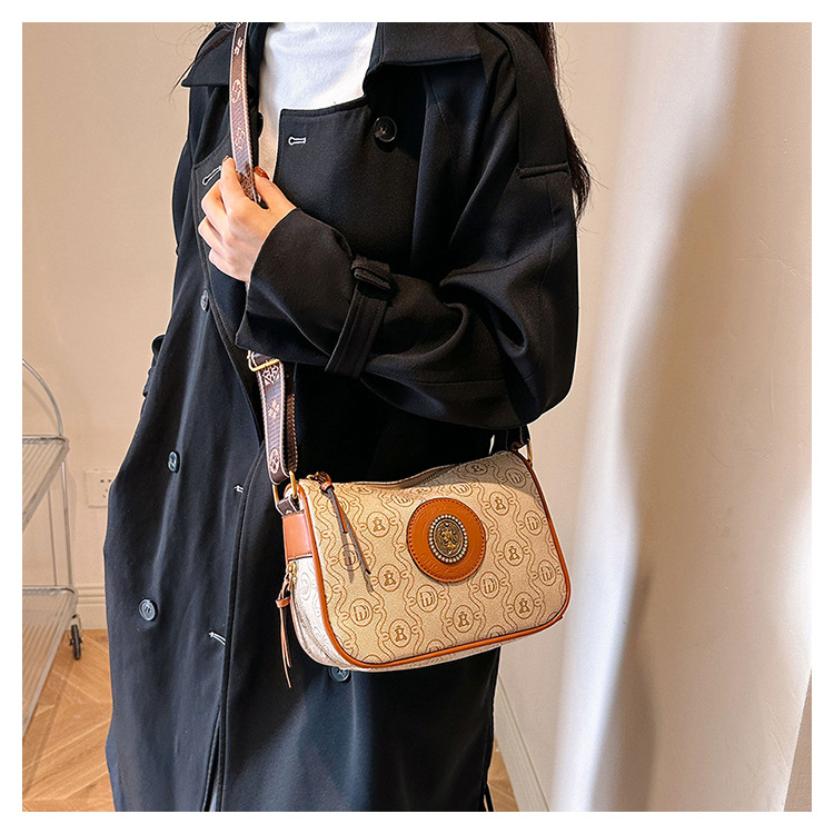 Women's Shoulder Bag With Antique Print And Wide Strap Small_voghion.com