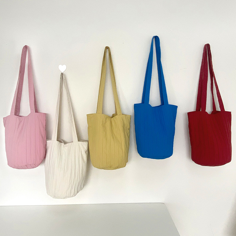 Bag Women's Summer High-end One-shoulder Striped Pleated Nylon Bucket Bag Niche Simple Portable All-match Bag for Women Bag Women's Summer High-end One-shoulder Striped Pleated Nylon Bucket Bag Niche Simple Portable All-match Bag for Women