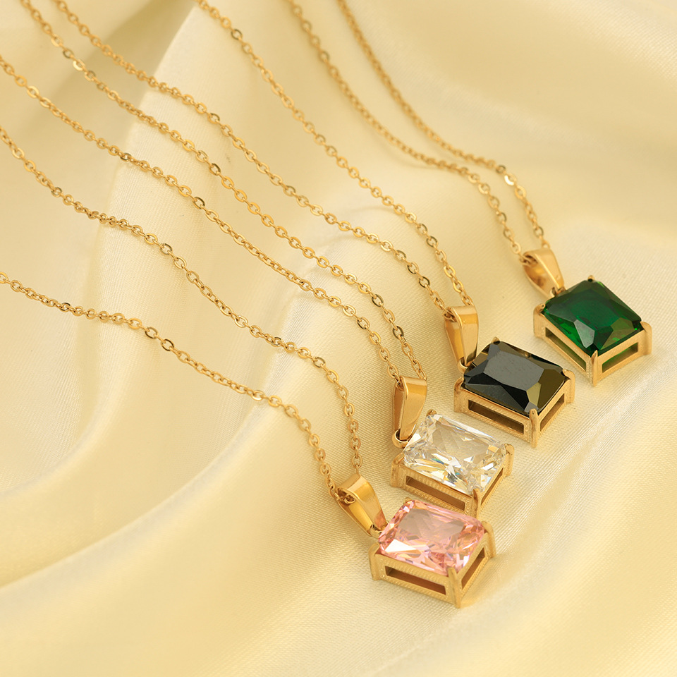 Simple Style Geometric Titanium Steel Inlay Zircon Pendant Necklace 1 Piece