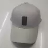 Бежевый