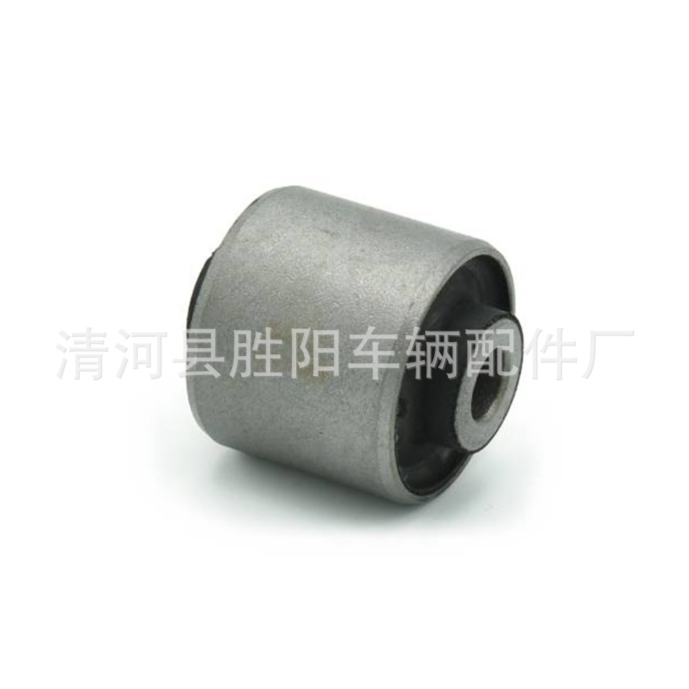 El buje del brazo de control del automóvil es adecuado para la fábrica Hyundai HYUNDAI 54443-3K000 54443-3K001