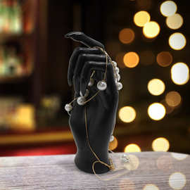 亚马逊新品黑色手雕像万圣节树脂工艺品摆件经典家居装饰桌面装饰