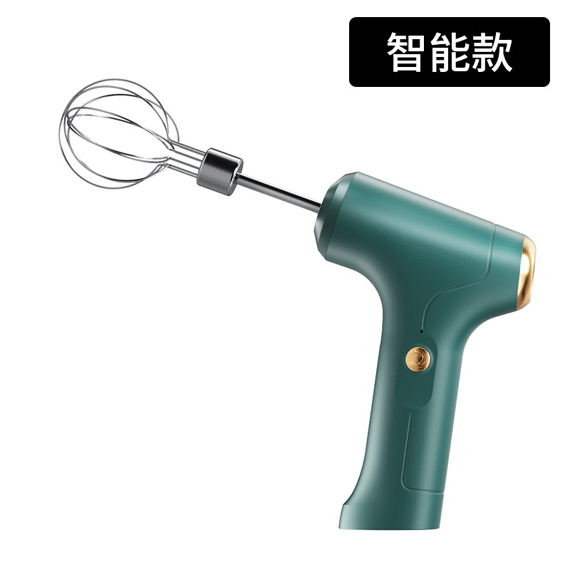 家庭用焙煎無線手持ち電動泡立て器でクリームを混ぜて台所の焙煎小道具をかき混ぜます。|undefined