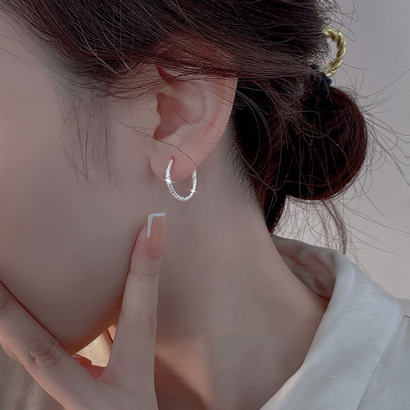 Eloch S925 Silver Car Flower Star Earbins coreano personalidad simple pendientes básicos pendientes G9153