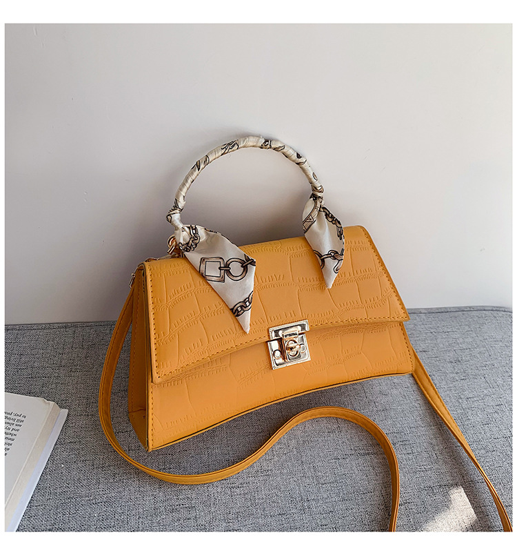 Fashion New Texture Chain Bag Western Stone Pattern Single Shoulder Messenger Small Square Bag display picture 9