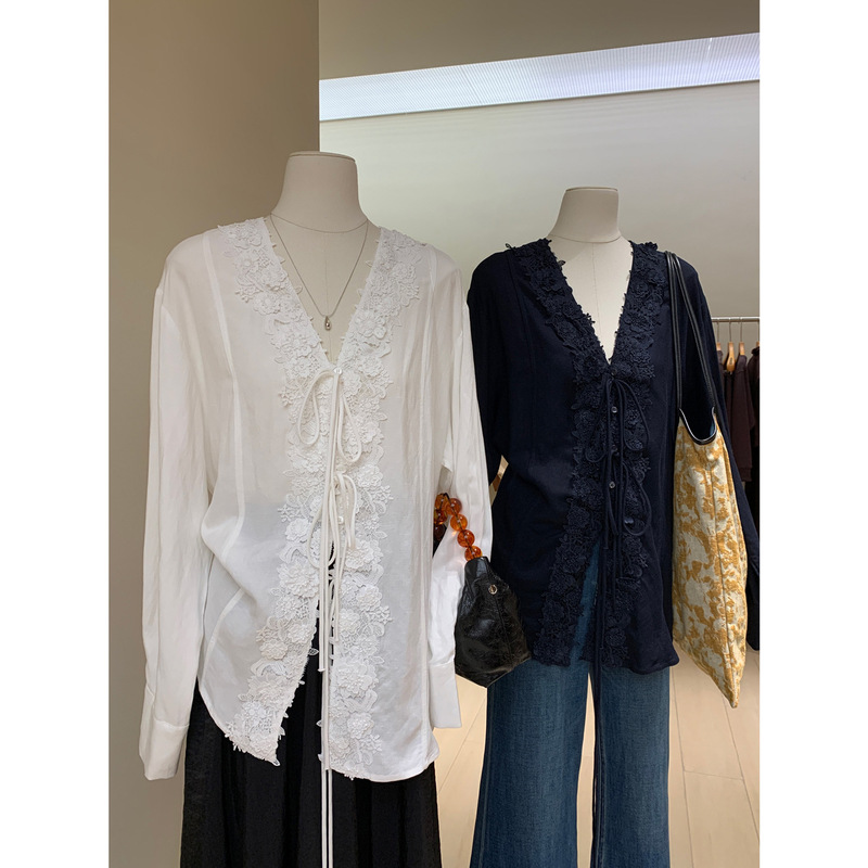 Water-Soluble Lace Series Stereo Positioning Embroidered V Neck Strap Long-Sleeved Shirt Loose and Comfortable Cotton and Linen French Top