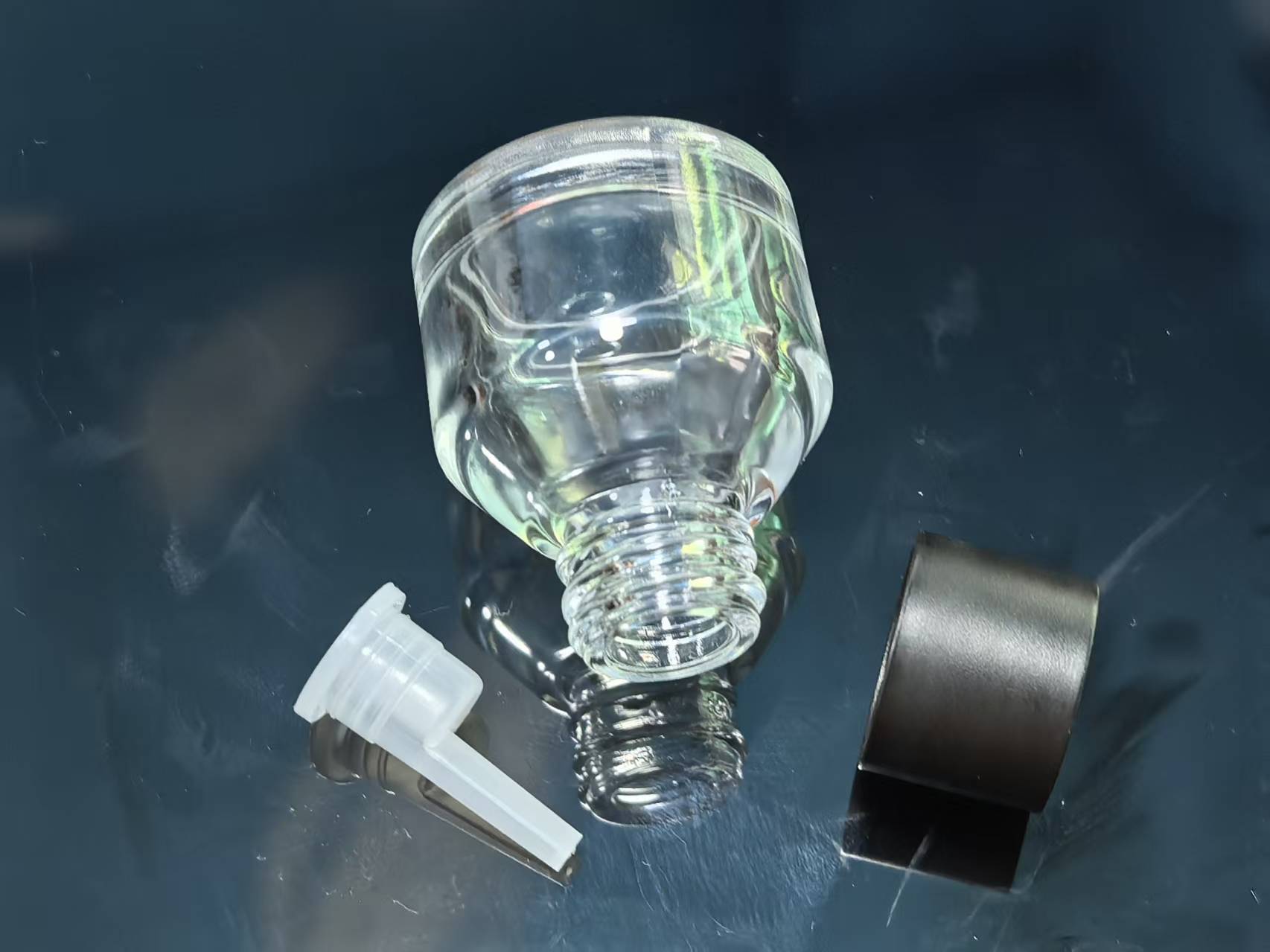 투명; 경사진 어깨 병 10ml(352개/상자); 스프레이 컬러 인쇄 가능