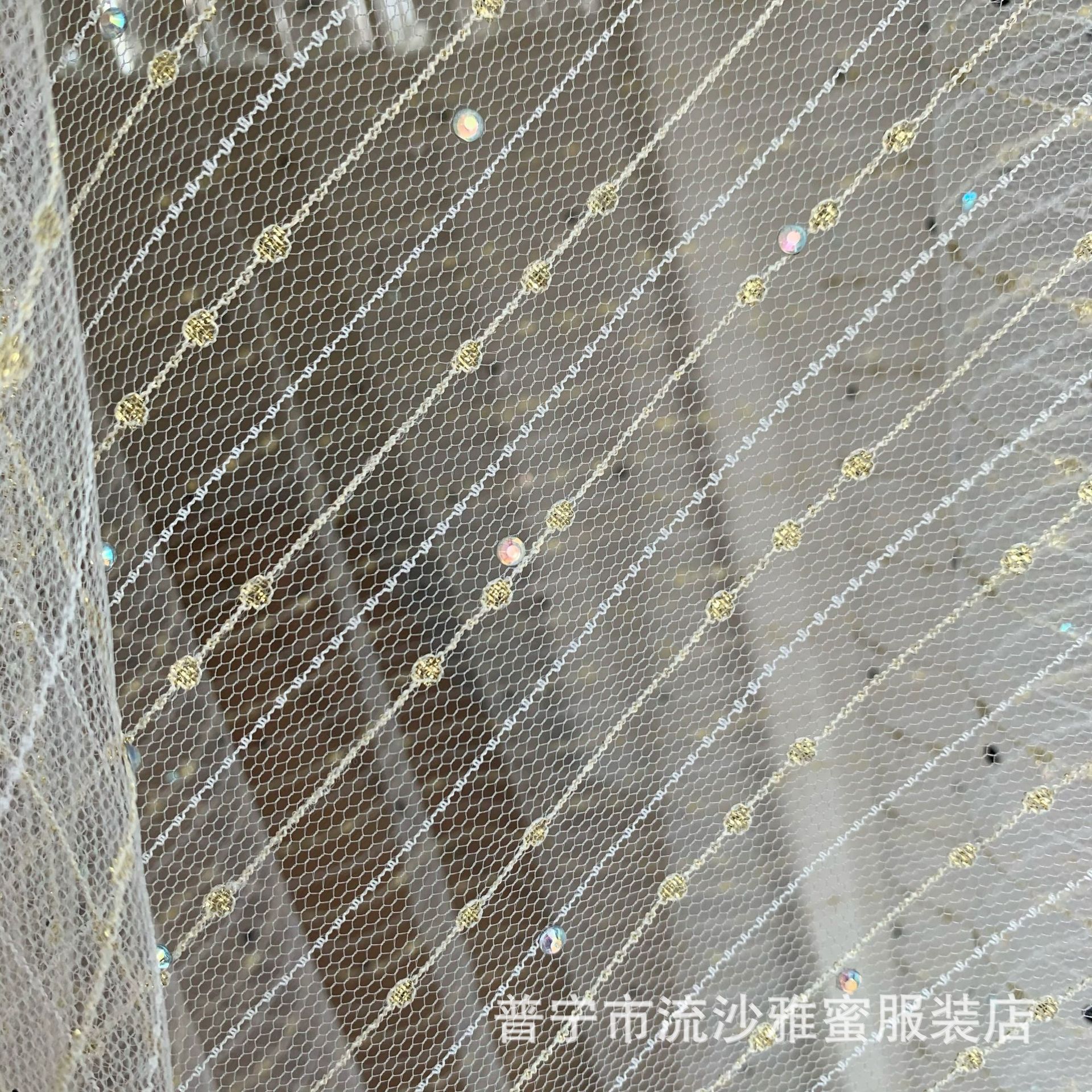 Jacquard de malla de perforación en caliente tecnología de barra vertical círculo post Procesamiento de perforación en caliente de color de malla de diamante Lolita Hanfu tela