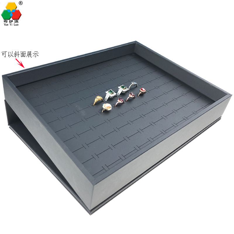 带亚克力盖百位戒指收纳箱(黑皮)折式展示.jpg